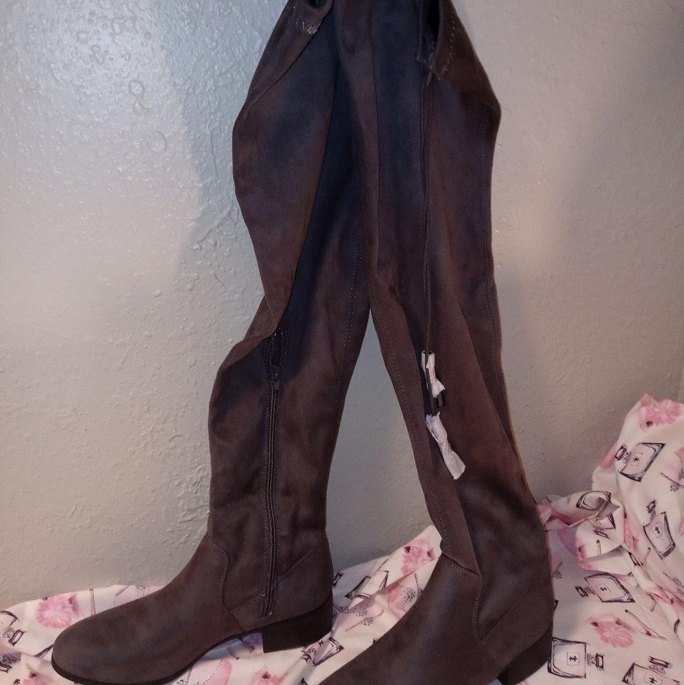 Brown Knee high boots